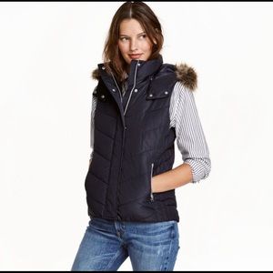 H&M Navy Puffer Vest